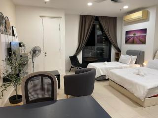 1-5 pax, Arcoris SOHO, Studio Unit, Spacious Unit - 9