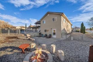 Zion Family Retreat with Private Pool, Hot Tub and Game Room - 6