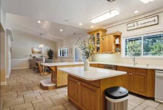 Zion Family Retreat with Private Pool, Hot Tub and Game Room - 3