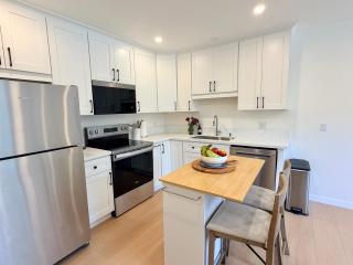 Modern Detached Guesthouse - Quiet Encino Oasis - 8