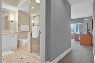 Luxury 1BR at Four Seasons Brickell - 0