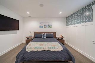 Luxury Family Retreat with Hot Tub and Games - 6
