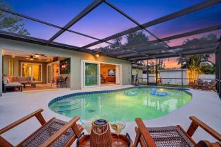 Suncoast Getaway-10 min to beach- Pool-Putt Putt-Games-Beach Kit-Family Friendly - 6