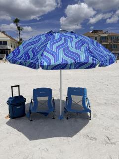 Suncoast Getaway-10 min to beach- Pool-Putt Putt-Games-Beach Kit-Family Friendly - 7