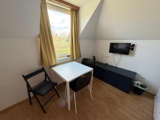 K13 Budget Apartment with Fitness & Parking - 4