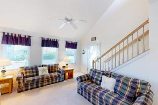 Captain's Deck - 9