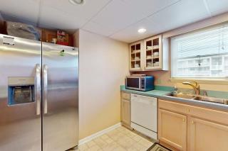 Shipwreck Townhome - 3