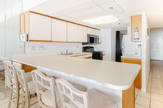 Plaza 1307 - 3