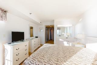 Plaza 1307 - 1
