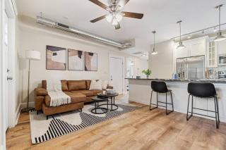 Modern Apt w/ Netflix Near Downtown & UPMC - 9
