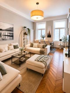 DOMIRA Four Reasons apartment - 9