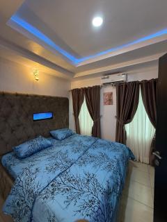 Macnat Luxury Apartments - 1