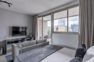 BHaus Jardins VN Melo Alves - Studio Premium com Varanda e Vista Incrível 16o andar - Cama Queen - Oscar Freire 200m - Academia - Lavanderia - Piscina - Coworking - Vaga de Garagem - Metrô 300m - Acomoda 2 pessoas - ma64 - 0