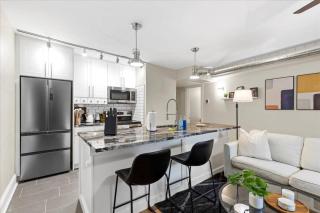 Cozy 2BR Apt Stay Near Frick Park and Downtown - 0