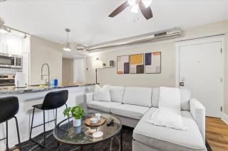 Trendy 2BR Apt Close to Pittsburgh Attractions - 9