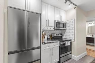 Trendy 2BR Apt Close to Pittsburgh Attractions - 2