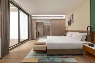Holiday Inn Mile by IHG - 2