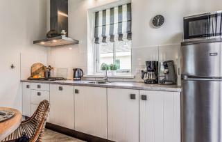 Gorgeous Home In Noordwijk With Wifi - 3