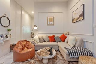 Cocos Townhouse BTS onnut 350 Meters 3Br3Bth - 9