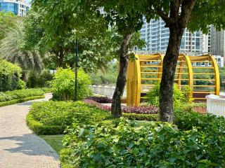 Cozy Premium Apartment with Full Kitchen in Vinhomes Green Bay Hanoi - 8