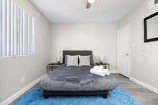 2BR Charming Mesa Stay Sleeps 4 Near Downtown - 6