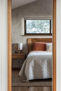 Indica Hemp House - EcoLuxury+Bath+Pets Welcome - 6