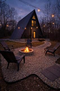 The Shady Roost Cozy Cabin with Hot Tub and Fire Pit - 7