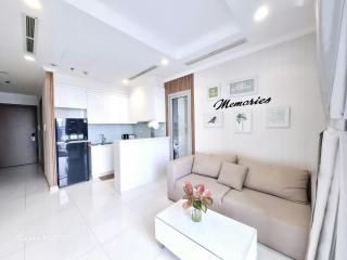 Vinhomes central park 2 bedroom apartment - 4