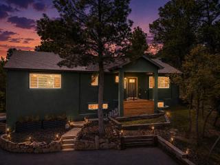 4BR Mountain Retreat with Games Large Deck &Views - 5