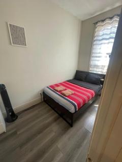 Queen St Prime AC Suite, Walk to FIFA Fan Zone, BMO Field, Toronto Stadium, Fifa Matches and After Festival, CN Tower and Harbourfront - 4