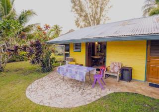 Mark's Place Bungalows with Air Conditioning & Basic Amenities - 8