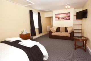 The Black Swan Inn - Leominster - 0