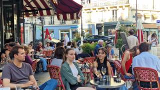 1mins Gare Montparnasse,,center, st Germain ,5minute Eiffel tour and Louvre meusm aesome place , - 3