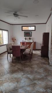 Casa Amplia con Piscina Privada cerca del Malecón - 2