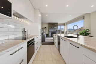 Alpine 75 Residence - Queenstown Hill 5 Bed - 1