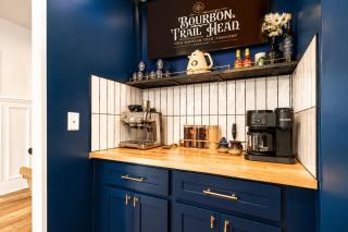 Bourbon Trail Luxury Home 2.7mi to Buffalo Trace - 5