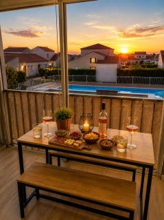 Au mouillage, Duplex avec PISCINE, PARKING PRIVE, à 450 m PLAGE PONTAILLAC - 1