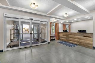 Country Inn & Suites by Radisson, Port Orange-Daytona, FL - 4
