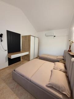 Hotel Laura - 5