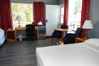 Rodeway Inn - 6