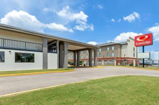 Econo Lodge Greenville - 8