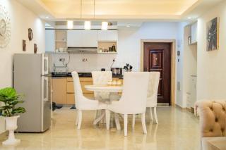 Urban Chateau - 3 Bedroom Apartment - Lavington - 6