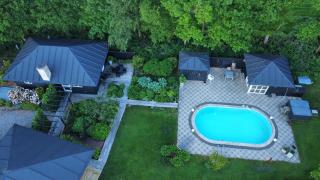 Aneks i rolige omgivelser-adgang til pool og sauna - 8