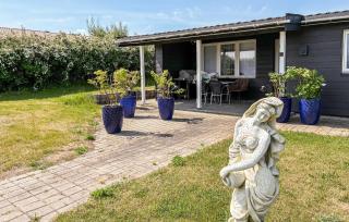 Beautiful Home In Holbæk With Wifi - 2