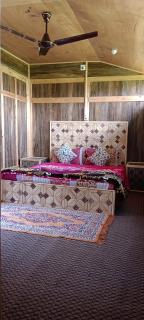Veena Palace Group Of Houseboats - 9