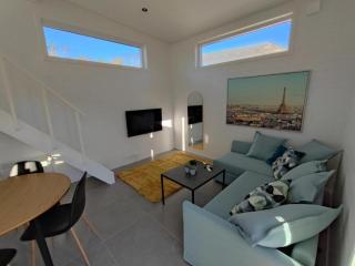 New villa, 45sqm, 2 bedrooms, loft, 80m from beach, fantastic views & very quiet area - 8
