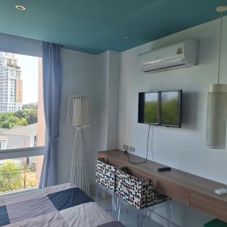 Atlantis Condo Resort - 6