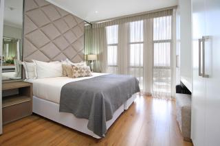 Exquisite 2 bed apart in sandton - 1