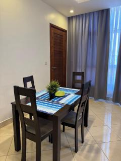 Q Homes Executive Suite - 5