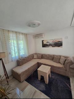 Apartman Sutomore - 8